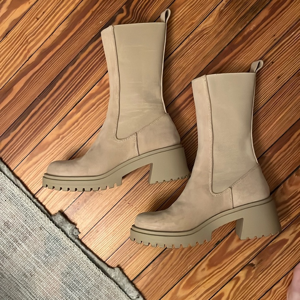 Steve Madden boots